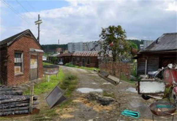 Western Village Adventure Escape